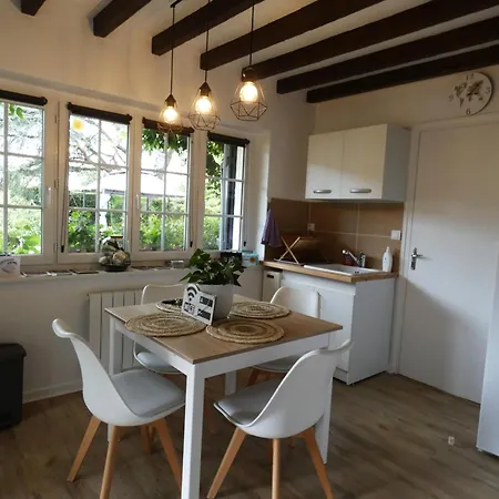 Holiday home Dampierre-sur-avre, 3 Pieces, 4 Personnes - Fr-1-581-126 *